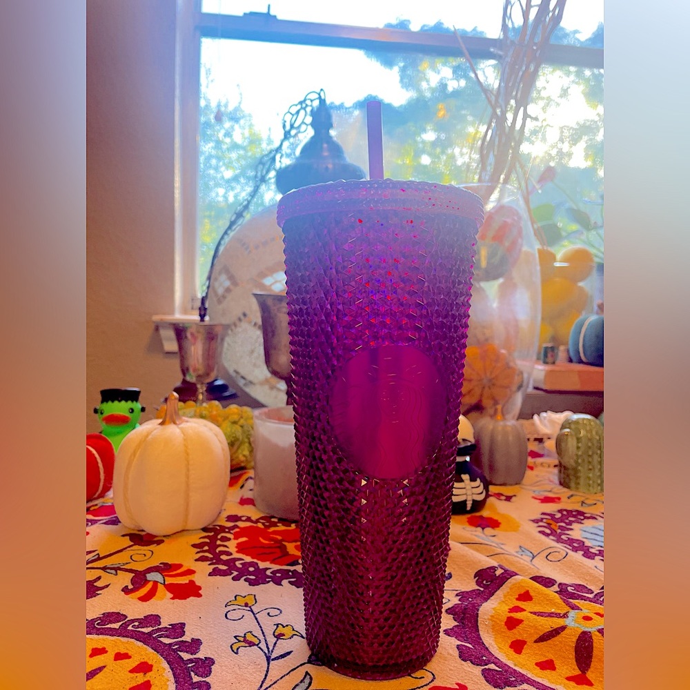 BNWT Berry Studded Starbucks Cold Cup Venti